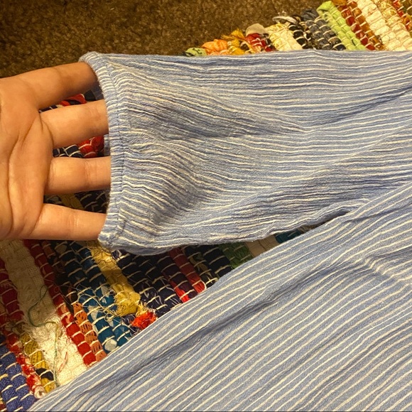 Women’s Chaps Blue & White Top Size L - Picture 4 of 5